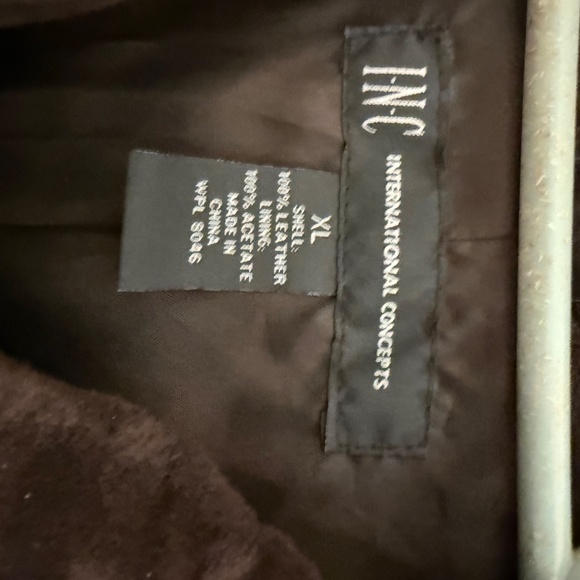 NWOT INC SUEDE XL - Picture 4 of 8